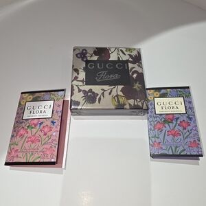 Gucci Mirror Two sided Gold Toned Color. Comes with Gucci Samples. Gucci Beaute.